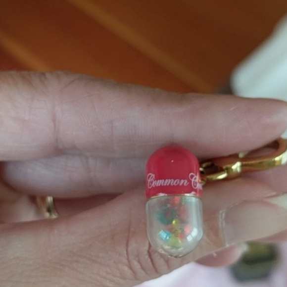 JUICY COUTURE PILL 💊 CHARM! - Picture 11 of 15